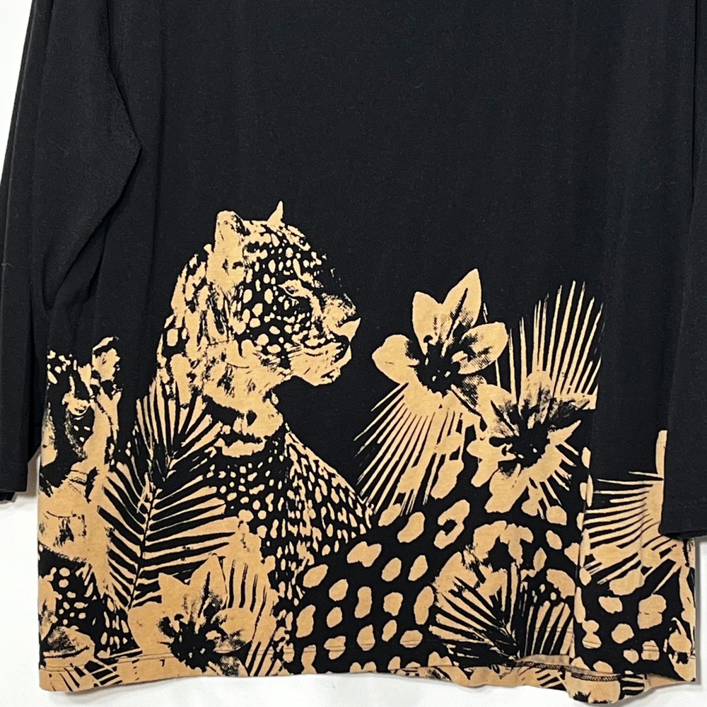 Weekends by Chico's Black Tan Leopard Floral Graphic Scoop Neck Top Size 3 XL - Picture 5 of 9